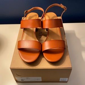 JCrew Factory true tan low block heel sandals size 8.5